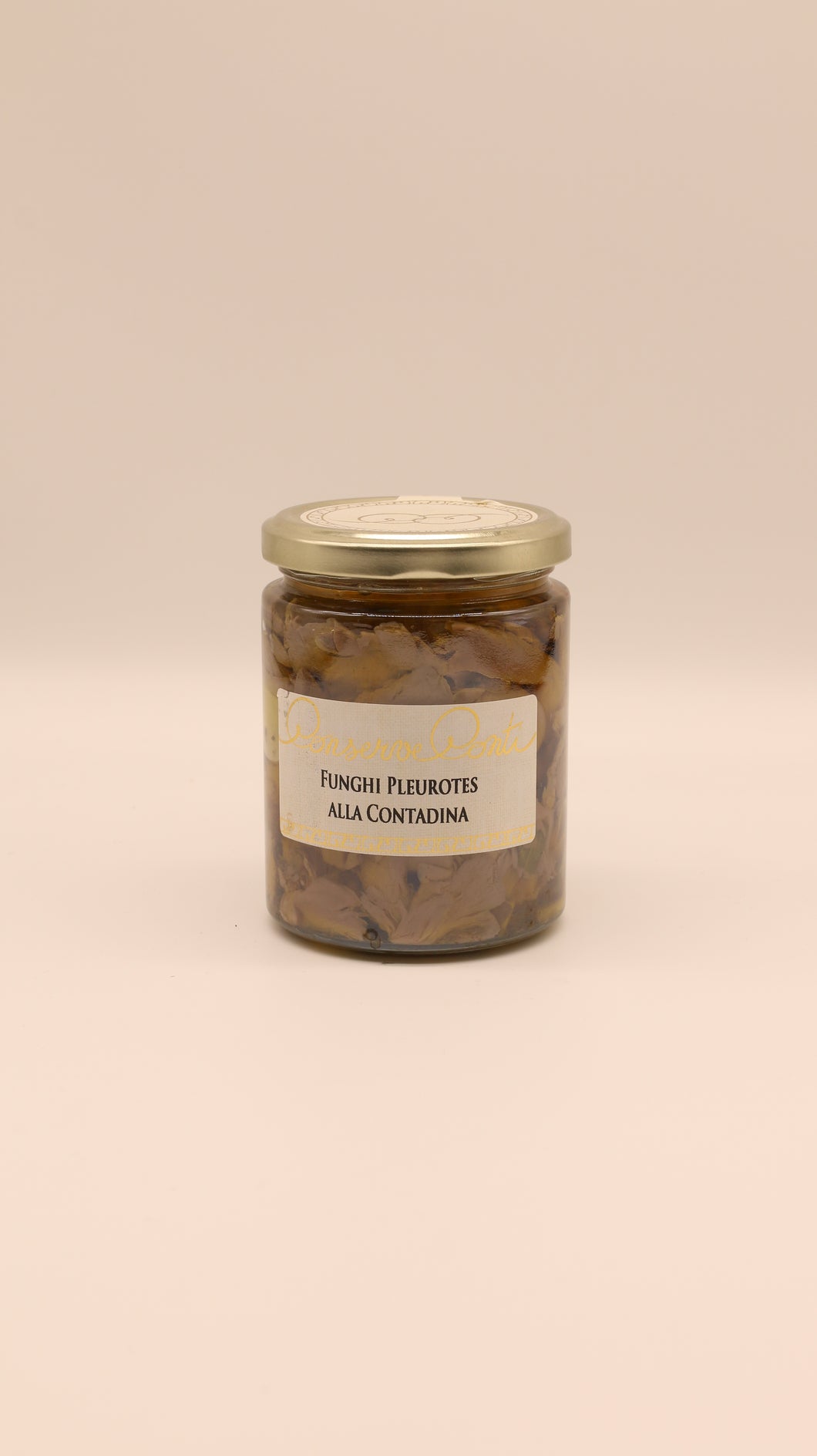 Ein 270-g-Glas mit Conserve Conti Funghi pleurotes alla contadina und einem goldenen Deckel. Das beigefarbene Etikett unterstreicht den authentischen sizilianischen Landhausgeschmack.