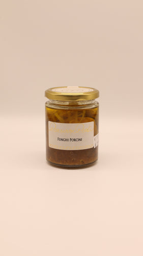 Ein 270g Glasgefäß mit Conserve Conti Funghi porcini mit Golddeckel, gefüllt mit Steinpilze Sizilien in Olivenöl. Mit der Aufschrift 