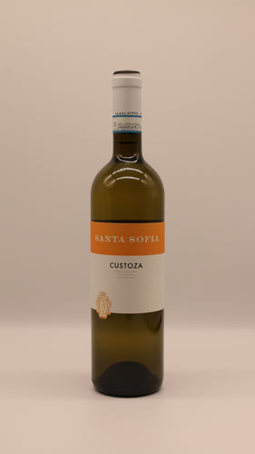 Flasche Custoza 2024 von Santa Sofia – frischer italienischer Weißwein aus Venetien mit hell gestaltetem Etikett und DOC-Klassifikation.