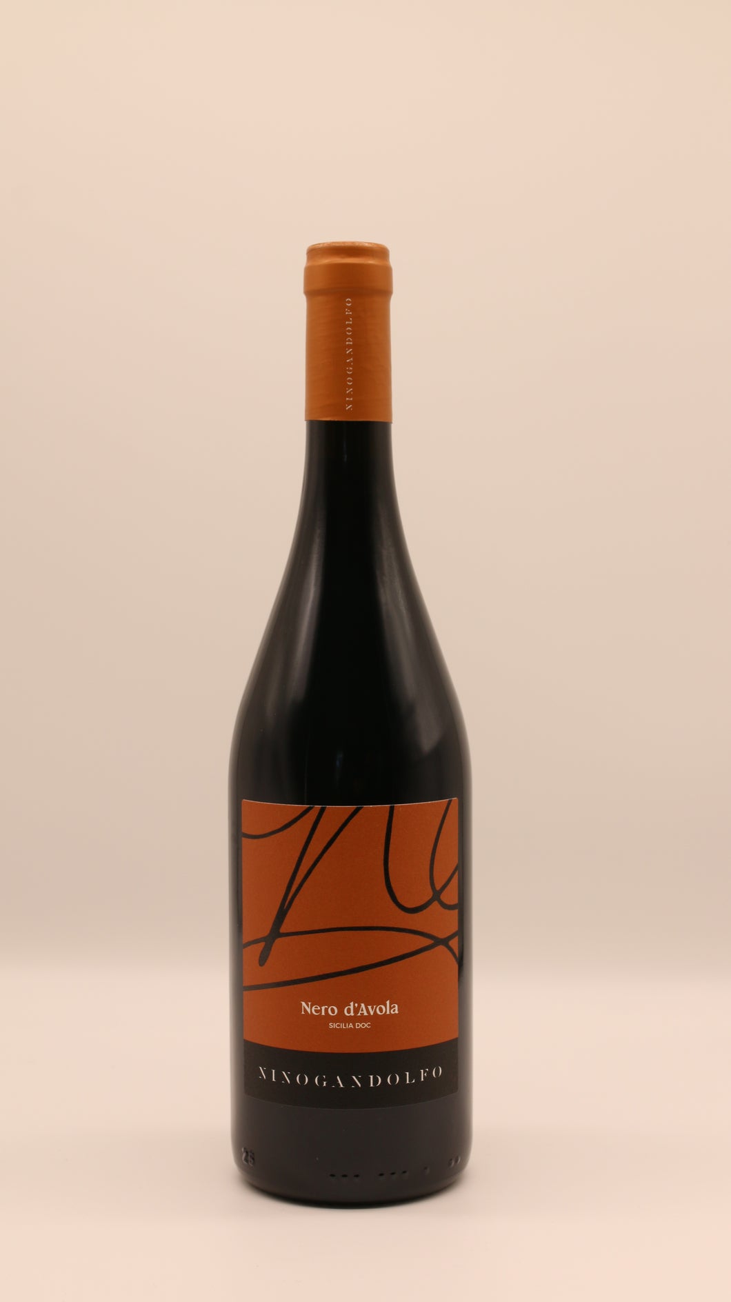 NE – Nero d’Avola 2022 DOC von Nino Gandolfo – eleganter Rotwein aus Sizilien
